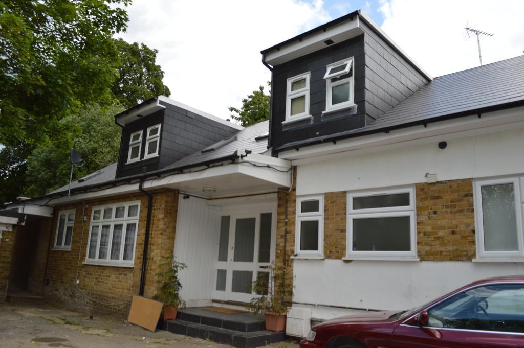 Mountfield Road, Finchley Central, London, N3 3ND