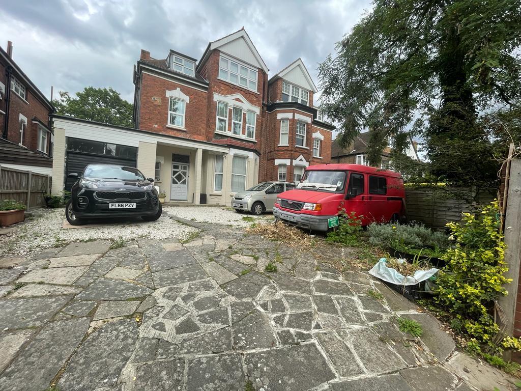 Great North Road, Highgate, London, N6 4LU