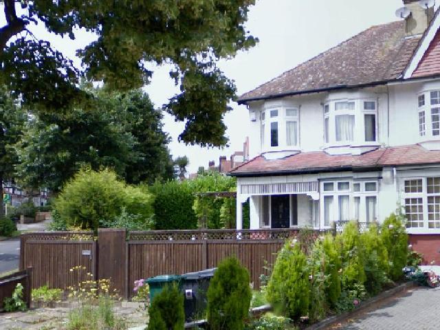 Friary Road, North Finchley, London, N12 9HX